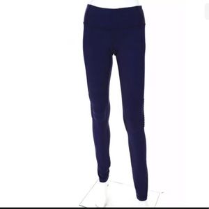 Lululemon purple spandex yoga pants 6